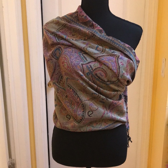 NWT Pashmina Scarf Aqua Green | Dry Clean Only |Paisley Wrap Shrug - Picture 8 of 11